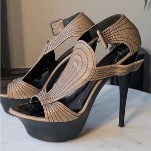 Zanotti Giuseppe Elegant Tan High Heels on platform 37